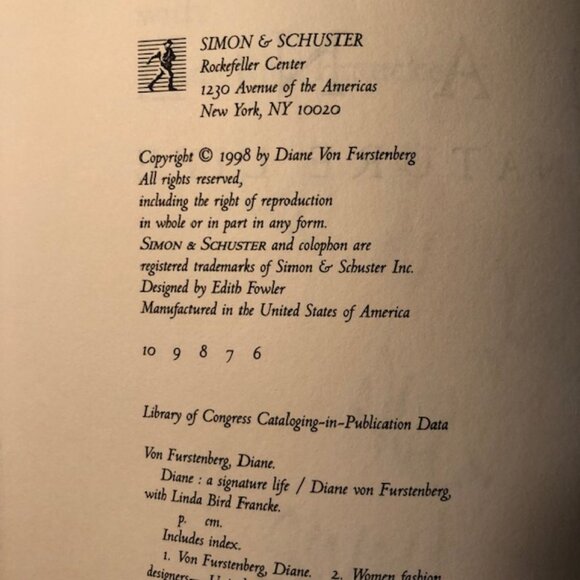 Autographed!! DIANE VON FURSTENBERG "Diane A Signature Life" Softback Bo… - Picture 8 of 10